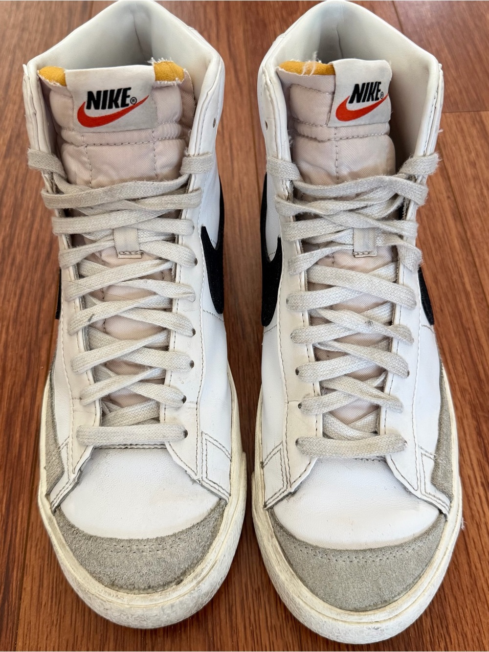 Nike Blazer Mid ’77 Vintage White Black Mens Size 8 BQ6806-100